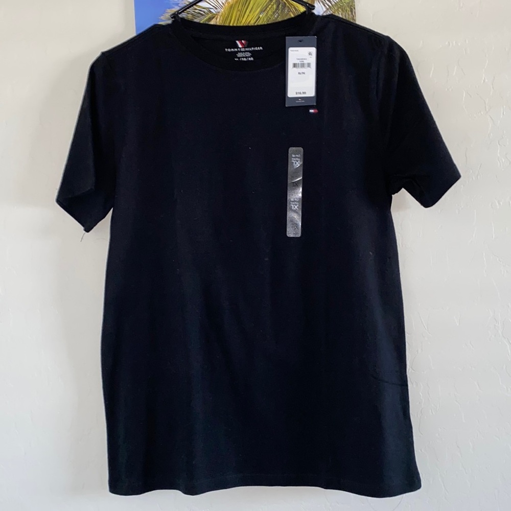 Boys Tommy Hilfiger T shirt